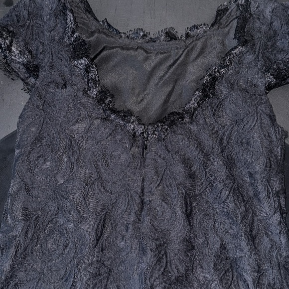 Beautiful BCBG dress size 8 - Picture 4 of 8